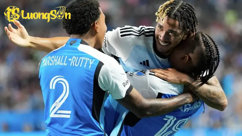 Charlotte FC dễ dàng đánh bại Miami với tỷ số 3 bàn không gỡ Charlotte FC dễ dàng đánh bại Miami với tỷ số 3 bàn không gỡ
