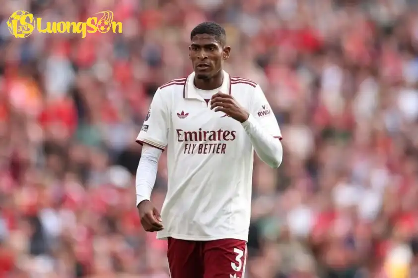 Cristhian Mosquera nhiều khả năng sẽ không được đá chính trong trận đấu với Man City